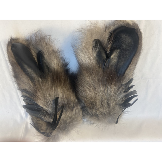 Black Wolf Fur Mitts - Canadian Expedition Mitts